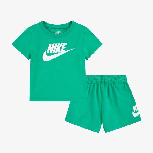 Nike Club Tee & Short Set