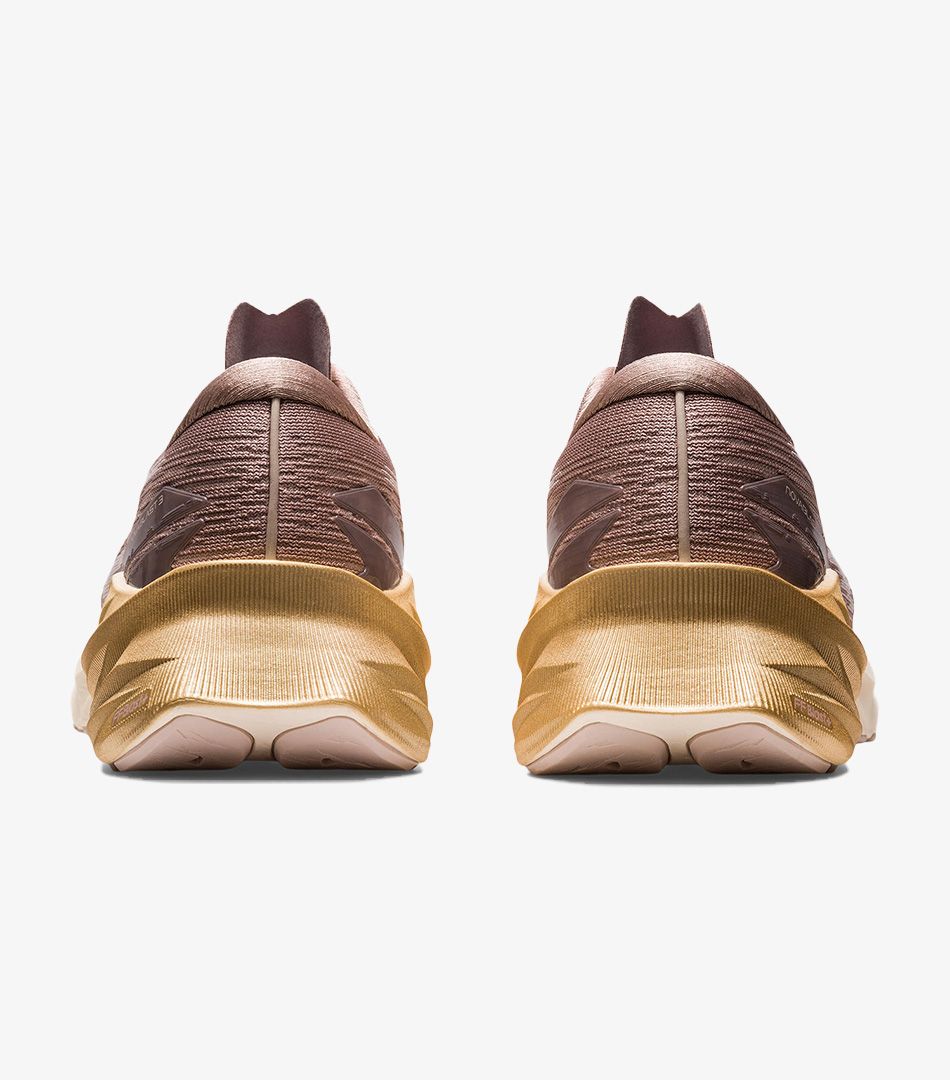 Asics Novablast 3