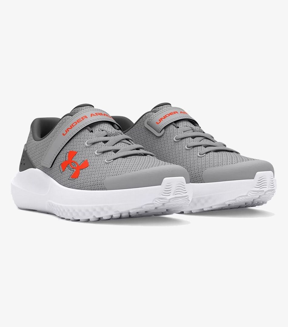 Under Armour Surge 4