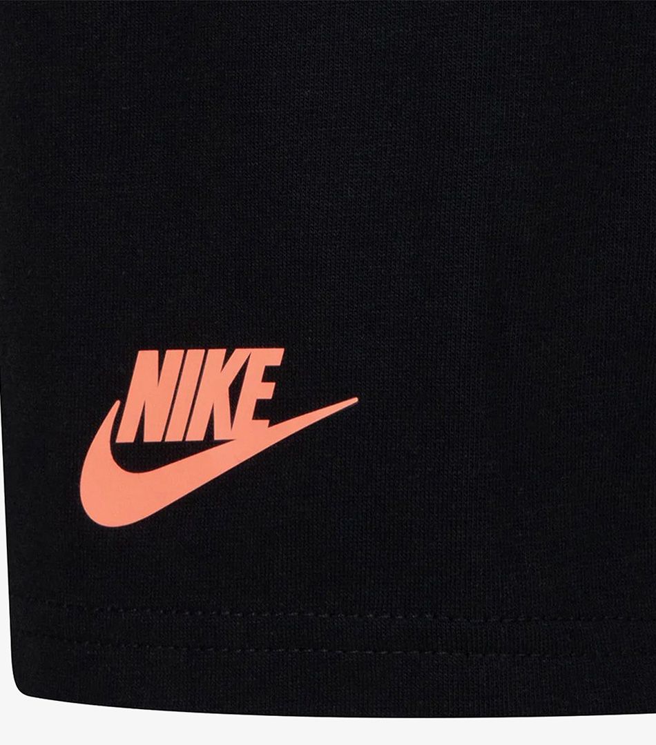 Nike On The Move