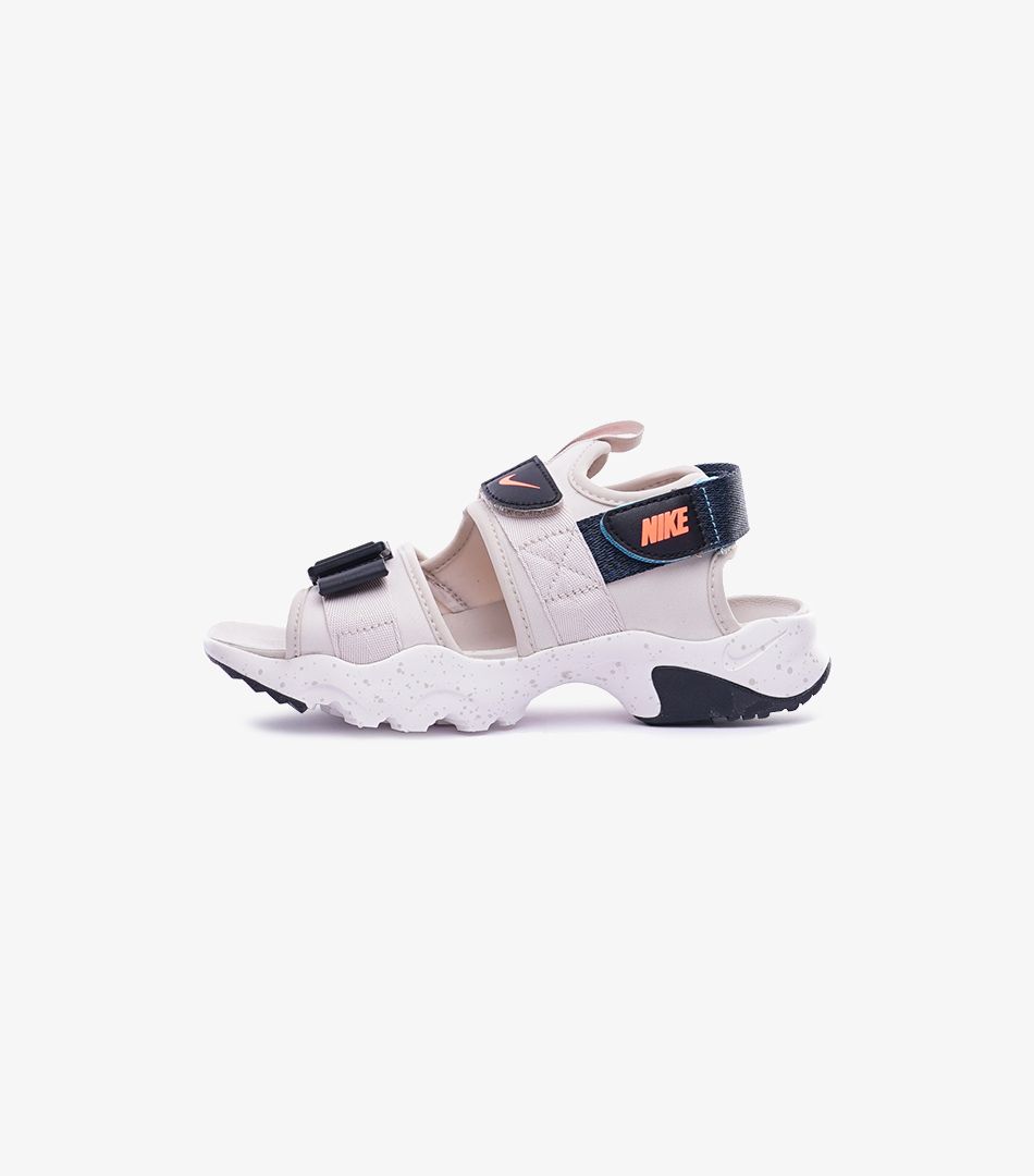 Nike Canyon