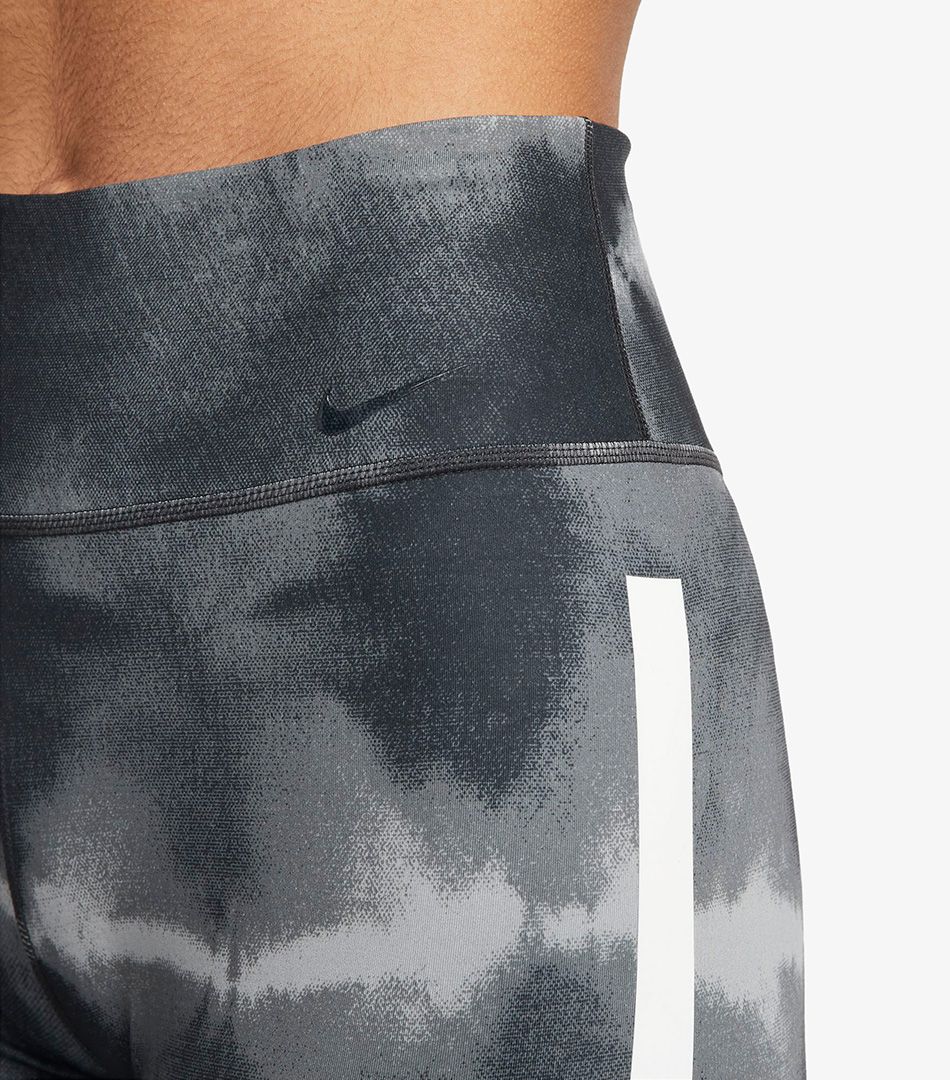Nike Dri-Fit One Luxe Training