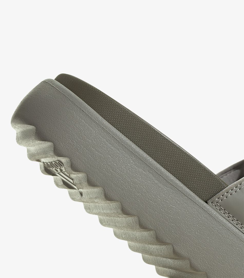 Adidas Adilette Platform Slides